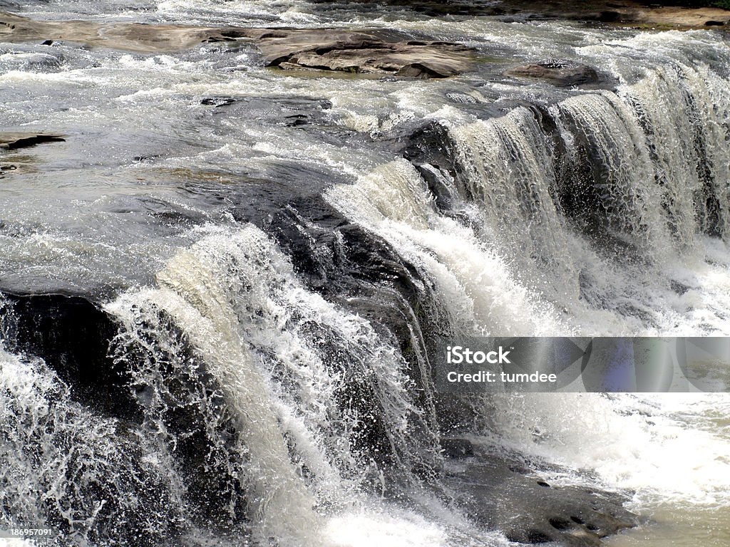 Cachoeira UbonRatchathani Tailândia - Foto de stock de Cascata royalty-free