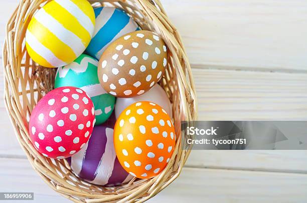 Photo libre de droit de Couleur Des Œufs banque d'images et plus d'images libres de droit de Blanc - Blanc, Confiserie - Mets sucré, Couleur et motif du pelage