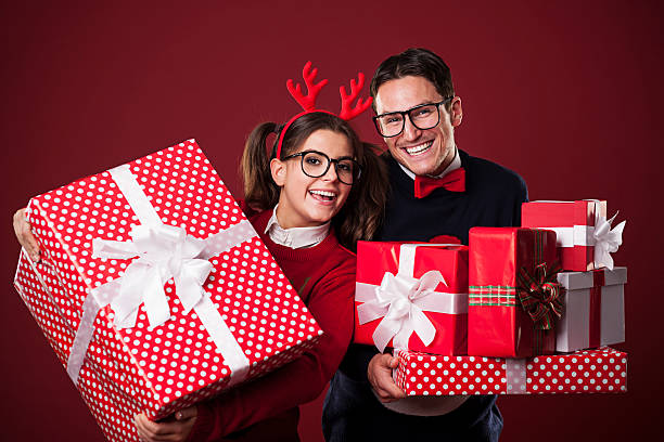 시간을 문열기 크리스마스 선물 - gift ribbon straight wrapped 뉴스 사진 이미지
