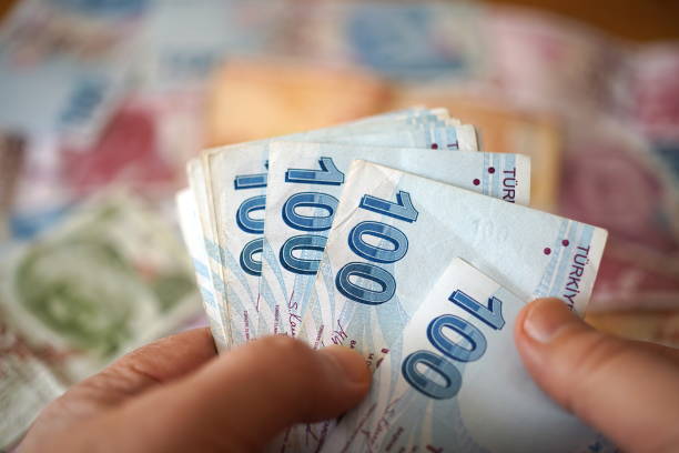 istock Turkish money banknot 1869651738