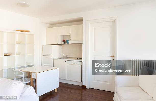 Komfortable Kleine Apartment Stockfoto und mehr Bilder von Architektur - Architektur, Aussicht genießen, Behaglich