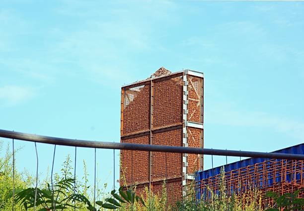Zone of stony storing and steel reinforcement bars