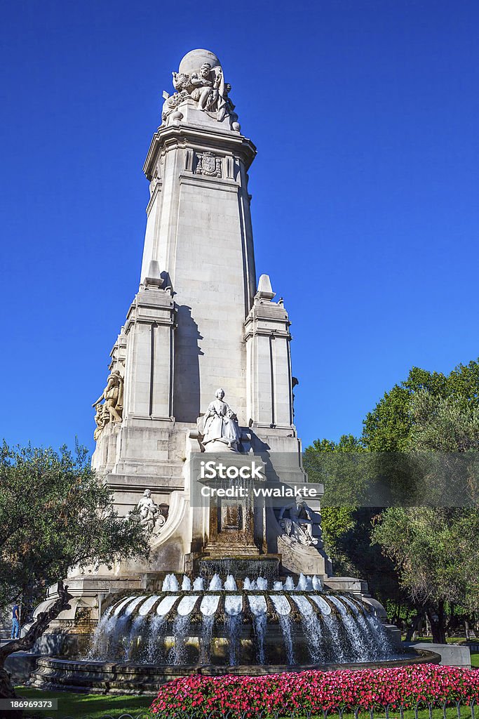 Cervantes monumento - Foto de stock de Agua libre de derechos