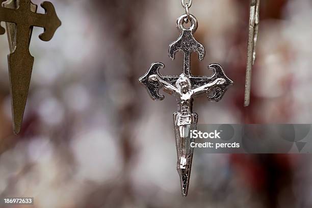 Crucifixes Foto de stock y más banco de imágenes de A Coruña - A Coruña, Calle, Camino de Santiago