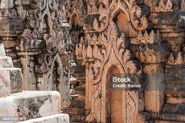 Kakku Stupas - Fotografias de stock e mais imagens de Altar - Altar, Antigo, Ao Ar Livre