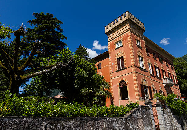 istock Luxury Italian Villa, Lake Como, Italy 186975354