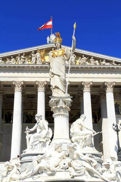 austrian parliament building, vienna - antique obsolete old fashioned old stock-fotos und bilder