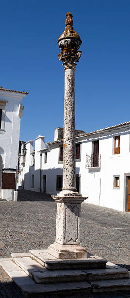 istock Pillory in Monsaraz, Portugal 186992911