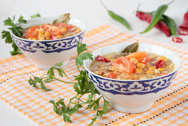 istock Two bowls with soup of chickpeas and tomatoes 186994693
