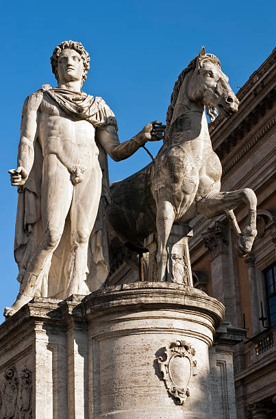 De Roma: Castor e Pólux Monumento, Colina Capitolinos, Itália - fotografia de stock