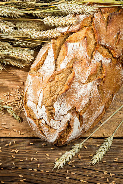 istock Large loaf of bread in a rural bakery 187004013