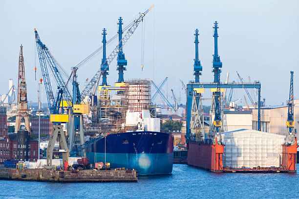 istock Ship Repair in Hamburg, Germany 187019273