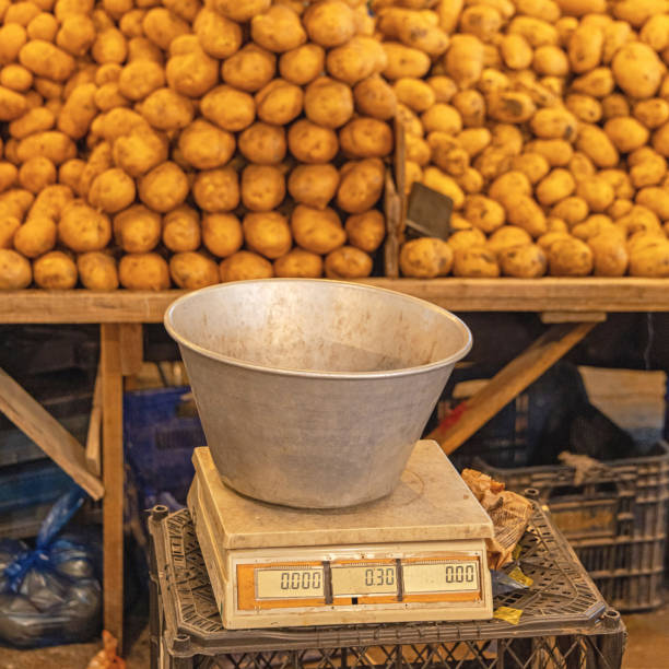 istock Market Scales Potato 1870209519
