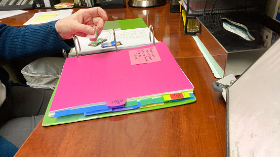Tab post it notes are you to help organize office files.
