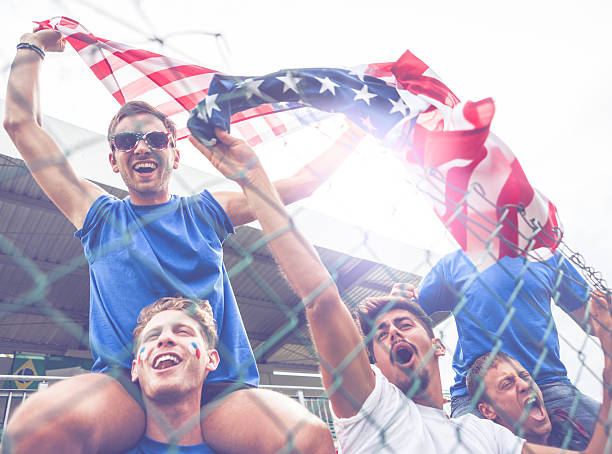istock Group of Usa supporters 187022675