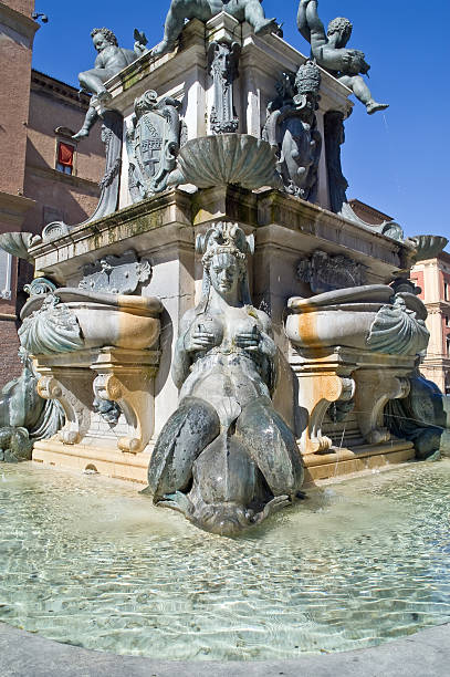 istock Fountain of Neptune. XVI century 187022726