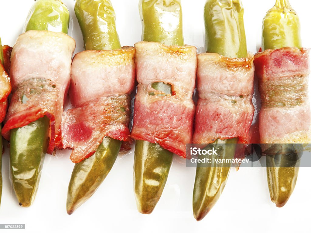 Jalapeño grelhado envolto em bacon - Foto de stock de Antepasto royalty-free