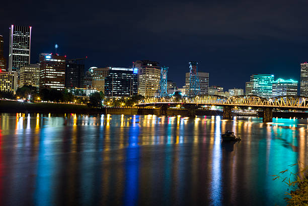 istock Portland, Oregon skyline at night 187025545