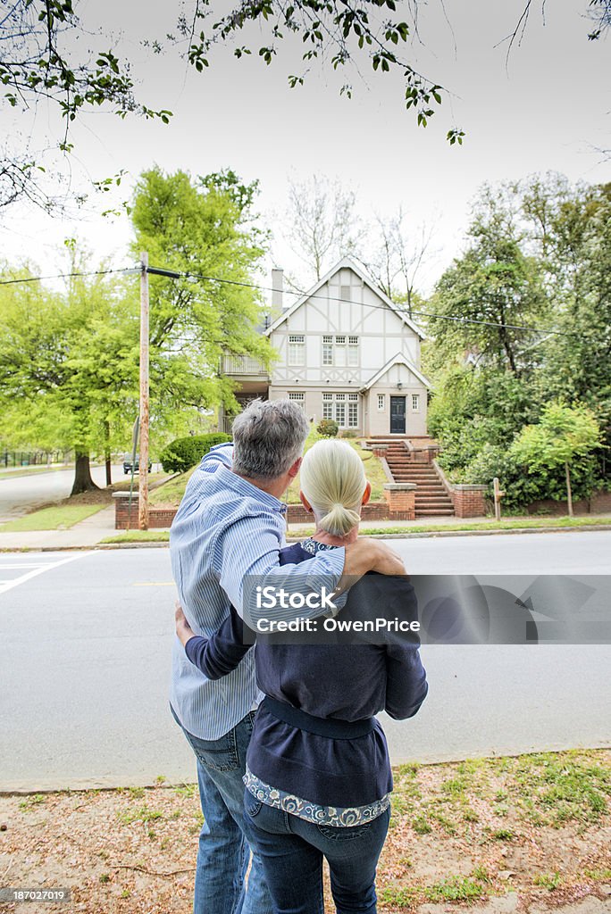 Älteres Paar Wohnungssuche - Lizenzfrei Atlanta Stock-Foto