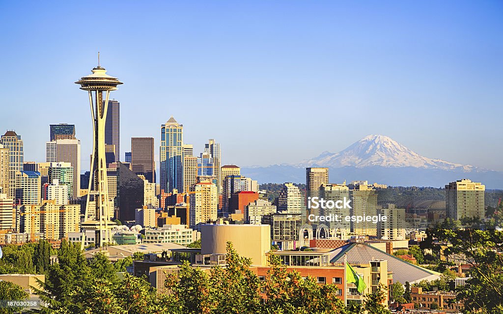 Seattle y del Monte Rainier - Foto de stock de Seattle libre de derechos