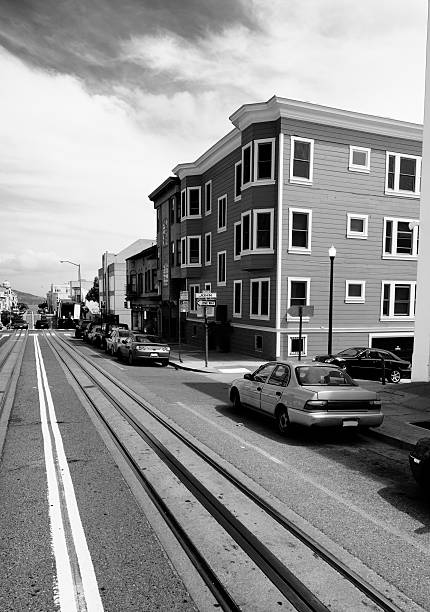 istock San Francisco Street.Black And White 187030901