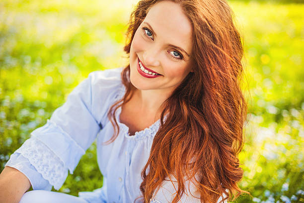 istock Beautiful redhead outdoors 187031315