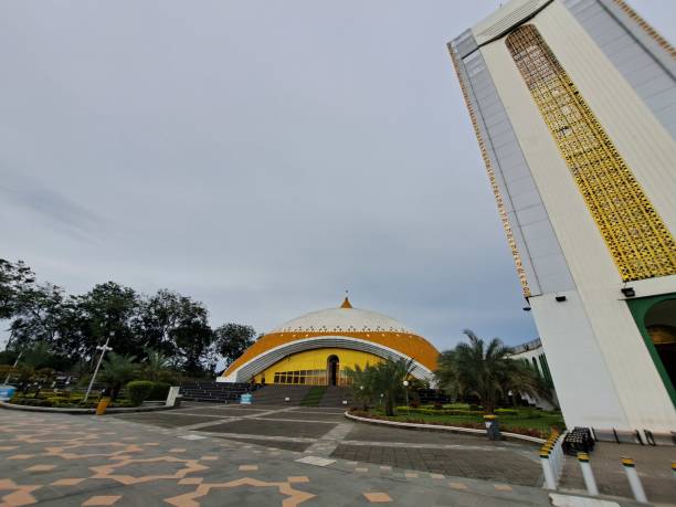 istock The Sultan Thaf Sinar Basarsyah Grand Mosque 1870317729