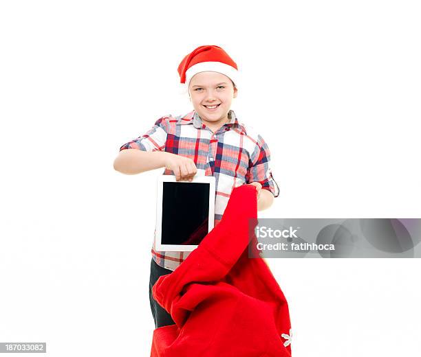 Meninos E Natal - Fotografias de stock e mais imagens de 10-11 Anos - 10-11 Anos, Cabelo Curto - Comprimento de Cabelo, Chapéu do Pai Natal