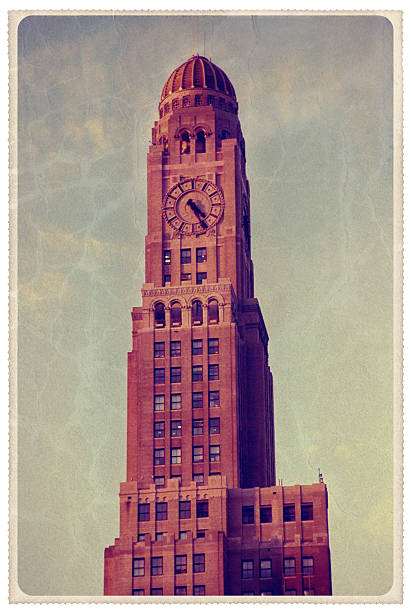 williamsburg savings bank-vintage postcard - brooklyn new york city retro revival old fashioned foto e immagini stock