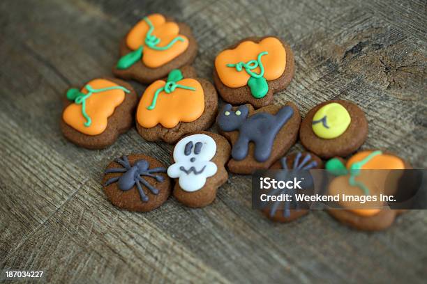 Cookie Di Halloween Fatti In Casa - Fotografie stock e altre immagini di Biscotto secco - Biscotto secco, Composizione orizzontale, Disapprovare