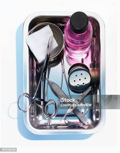 Medizinische Gerät Stockfoto und mehr Bilder von Plastische Chirurgie - Plastische Chirurgie, Antiseptikum, Ausrüstung und Geräte
