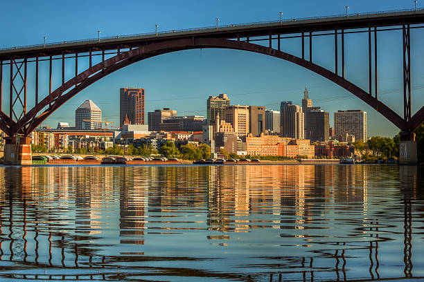 Downtown St Paul Framed By The High Bridge Stock Photo - Download Image Now  - St. Paul - Minnesota, Minnesota, Downtown District - iStock