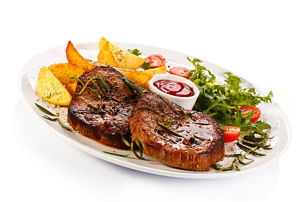 istock Grilled meat, potatoes and vegetables 187036896