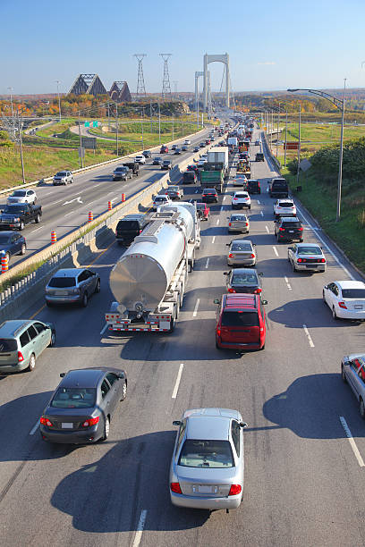 Traffic Jam on Multi-lane Highway  buzbuzzer quebec city stock pictures, royalty-free photos & images