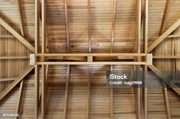 Деревянные Roof Design — стоковые фотографии и другие картинки Потолок - Потолок, Древесина, Каркасная конструкция