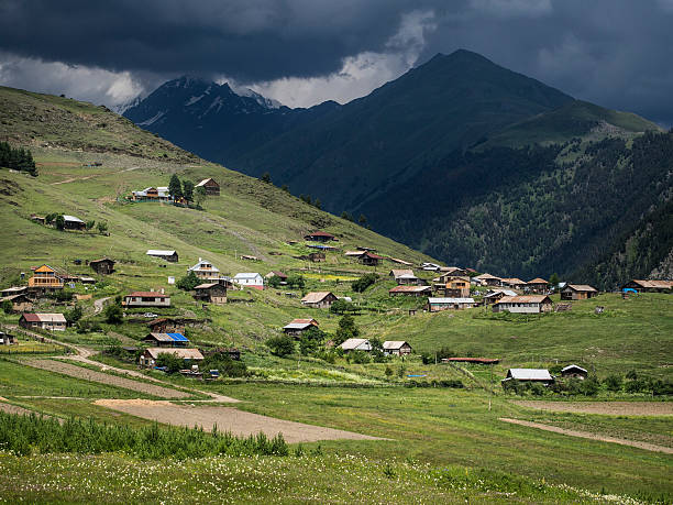 omalo - tusheti imagens e fotografias de stock