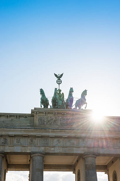 istock Pariser Platz and Brandeburg Tor - Berlin 187040381