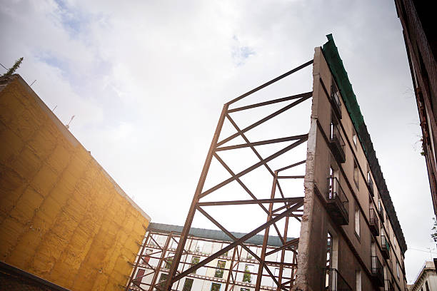 istock Demolition of an old building 187044784