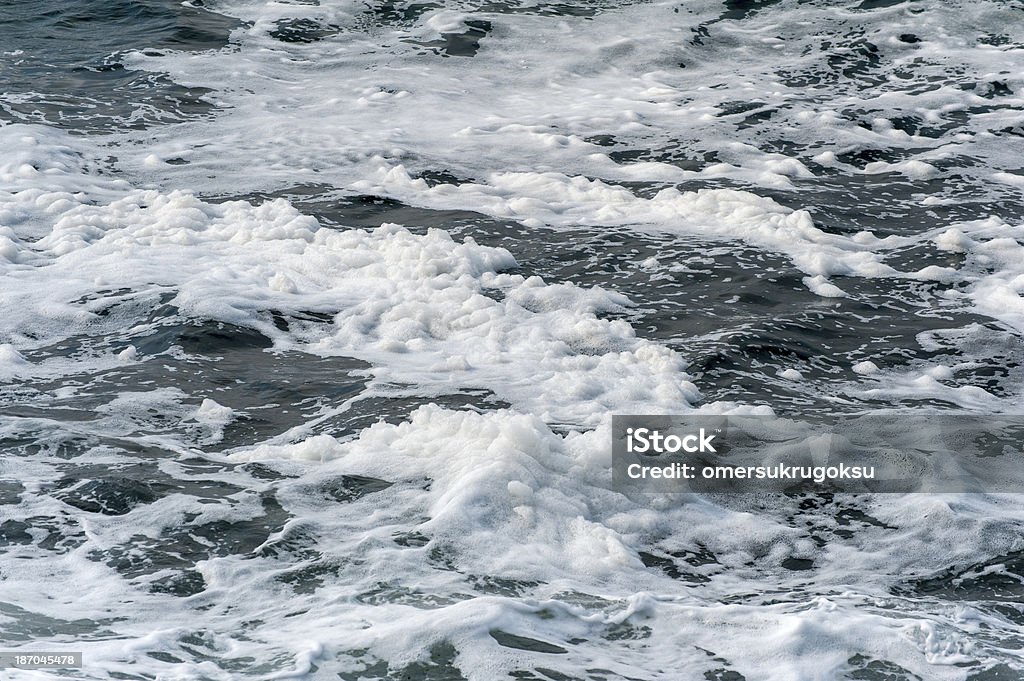 Mousse sur la mer - Photo de Blanc libre de droits