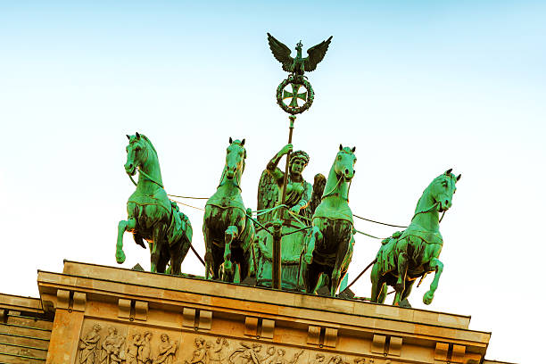 istock The Brandenburg Gate Quadriga 187045844