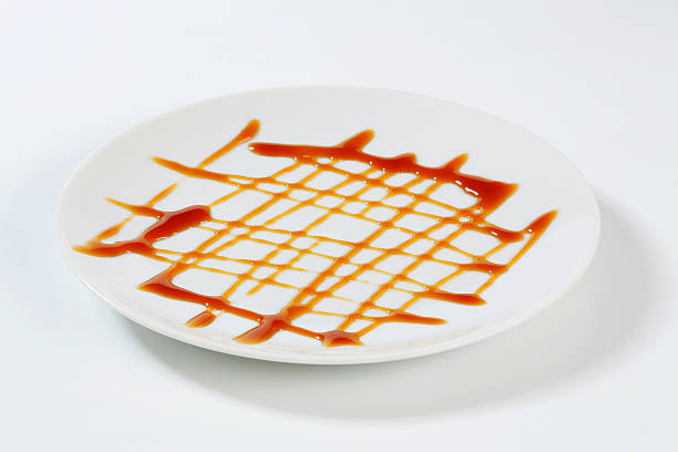 istock Plate ornated with caramel sauce 187046327