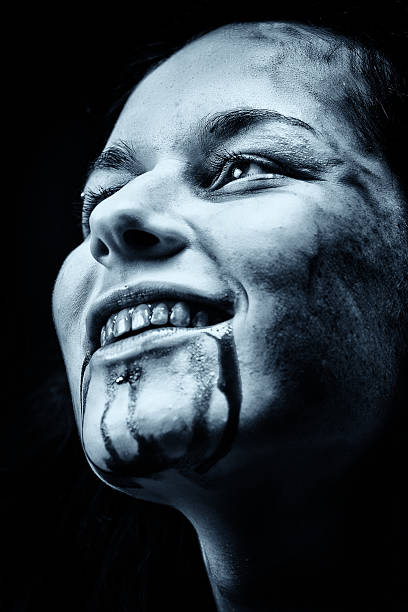 istock Portrait of a female vampire 187048953
