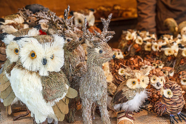 istock Traditional Christmas Gifts 187049603