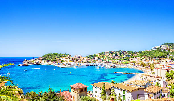 Port of Soller (Mallorca) Panoramic view over the harbour and beach of the beautiful Majorcian resort town of Puerto de Soller. majorca photos stock pictures, royalty-free photos & images