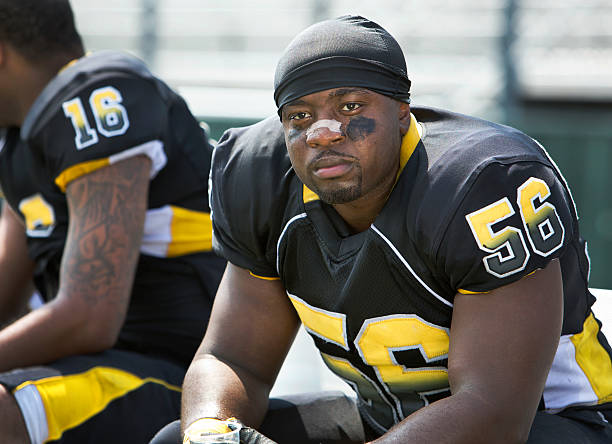 istock Football Player 187055059