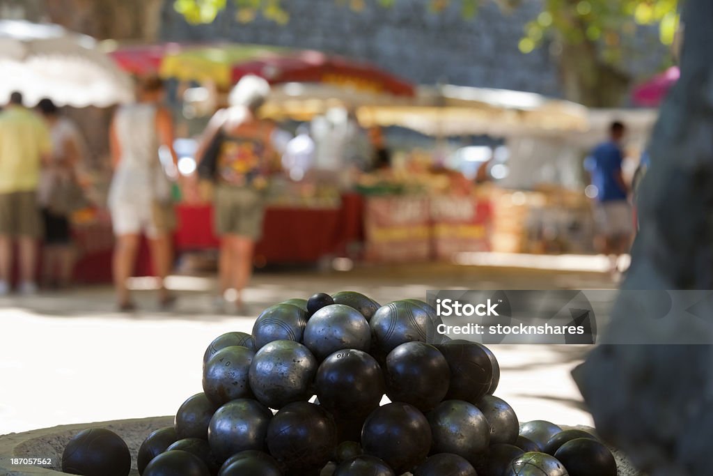 Shopping im französischen Village Market - Lizenzfrei Boule Stock-Foto