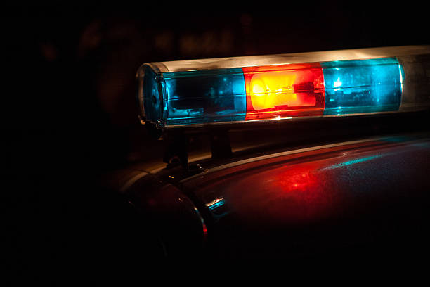 istock Police lights and sirens 187062331
