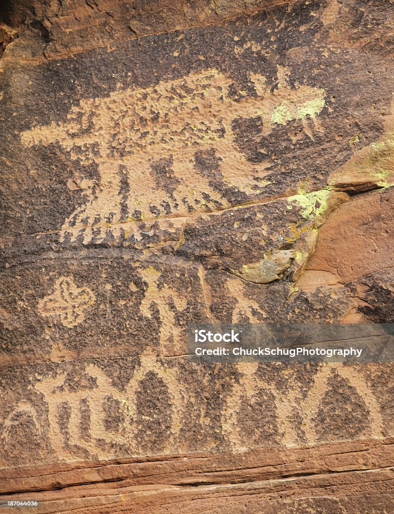 Petroglyph indianischen Kunstwerken - Lizenzfrei Puma - Raubkatze Stock-Foto