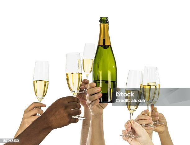 Празднование С Шампанским — стоковые фотографии и другие картинки Тост - Тост, Шампанское, Изолированный предмет