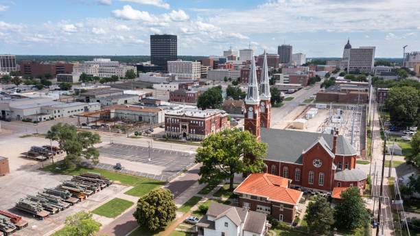 istock Historic Downtown Topeka Kansas Church 1870674956